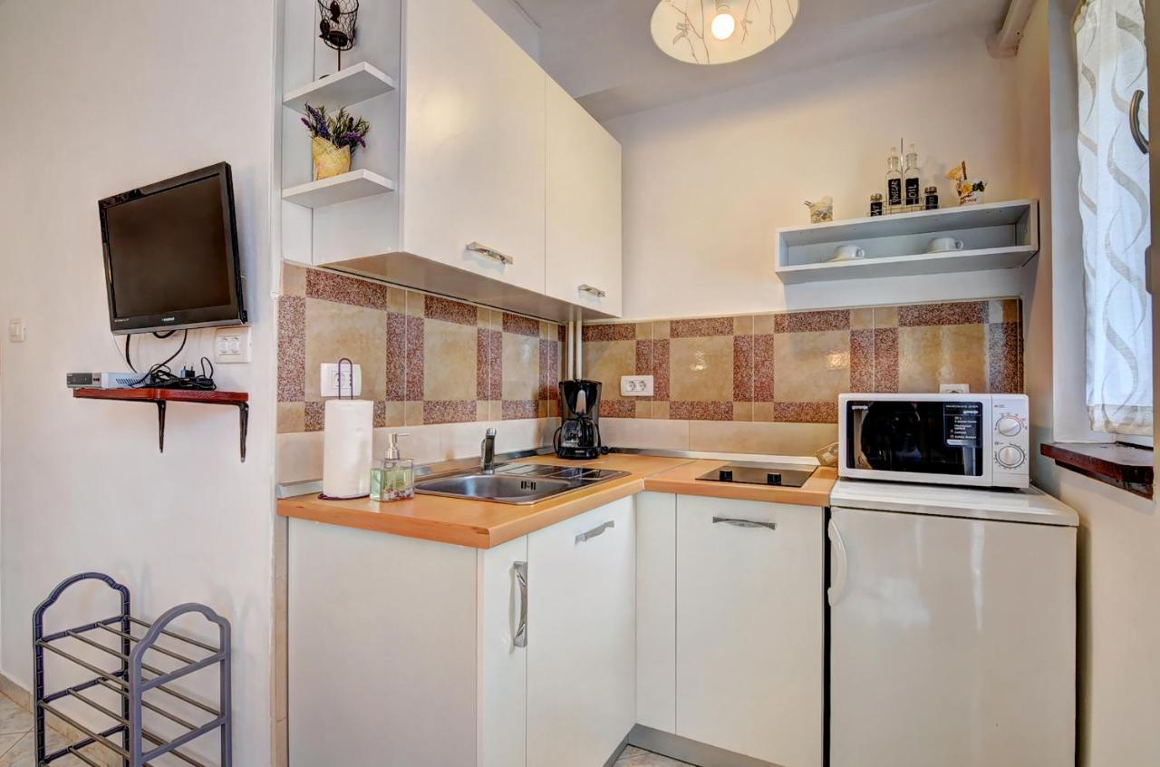 פאז'אנה Apartments Kajfes מראה חיצוני תמונה