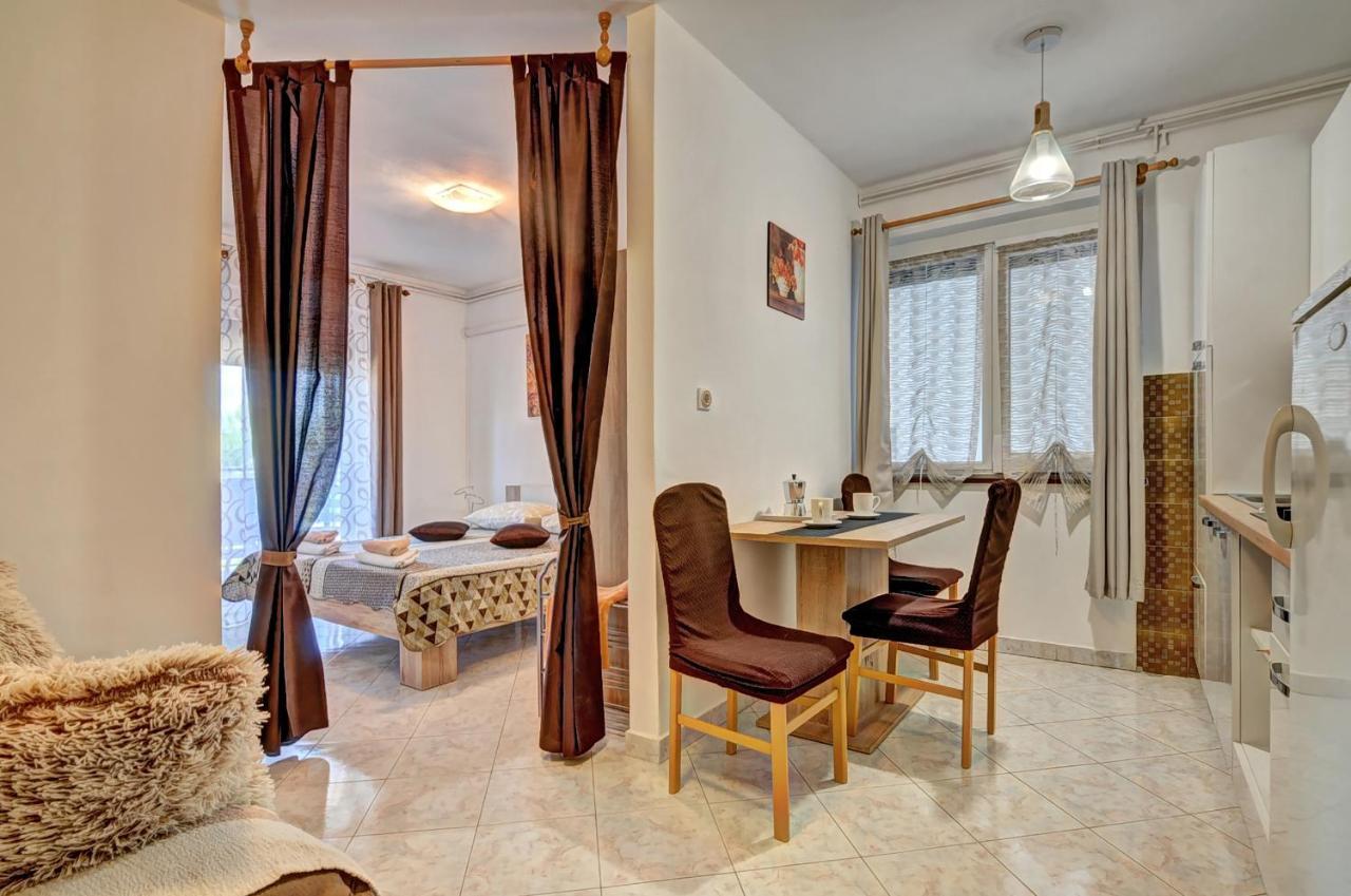 פאז'אנה Apartments Kajfes מראה חיצוני תמונה